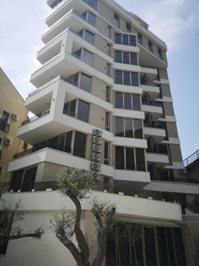 Lux Apartment Teodora Rafailovici Ngoại thất bức ảnh